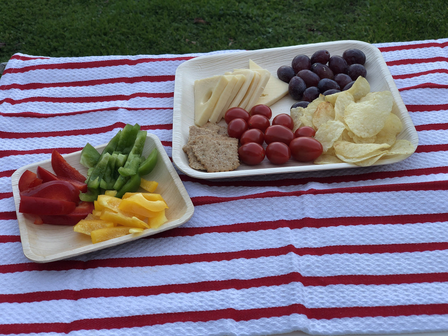 Eco-friendly ,Sustainable, Biodegradable, Disposable ,Compostable, Natural Handcrafted, Organic , Palm Leaf Tableware, Party Supplies