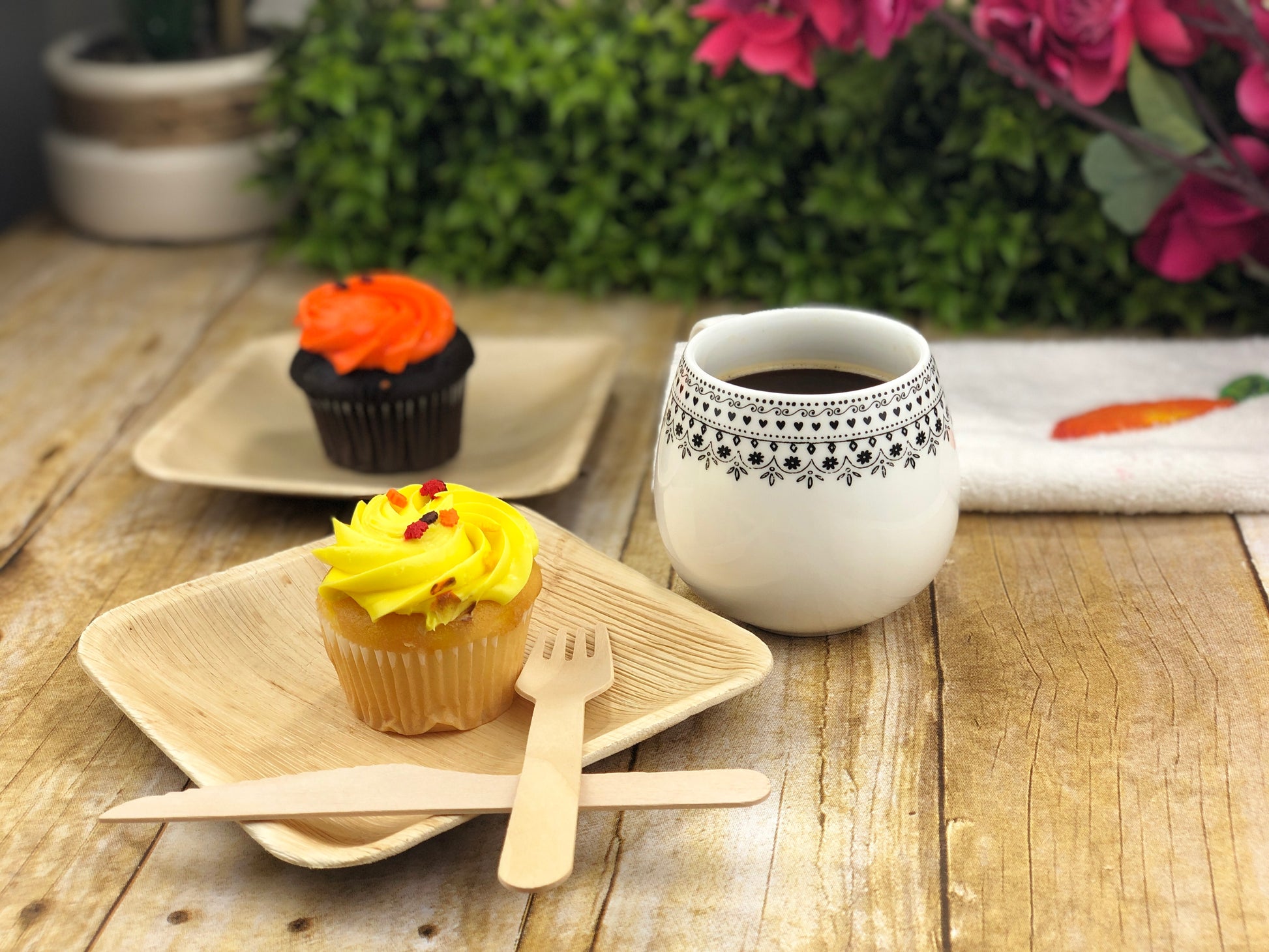 Eco-friendly ,Sustainable, Biodegradable, Disposable ,Compostable, Natural Handcrafted, Organic , Palm Leaf Tableware, Party Supplies